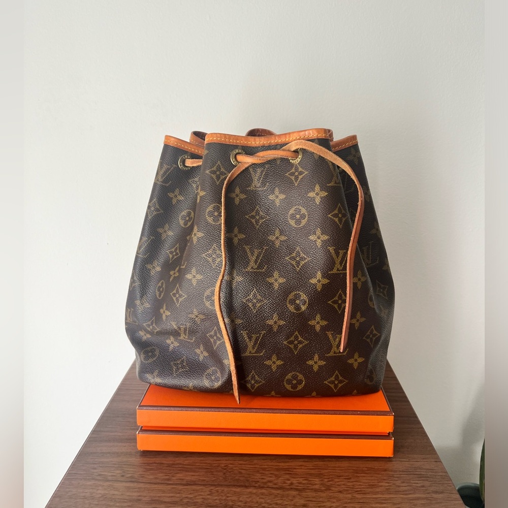 Vintage Louis Vuitton Monogram Noé Petit Shoulder Bag